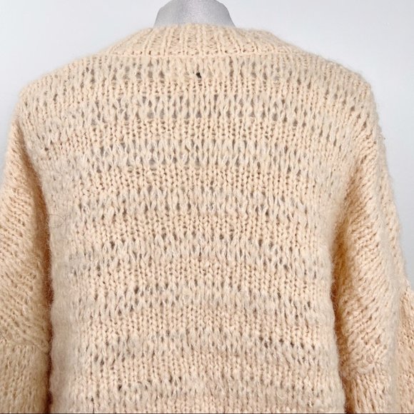 Aritzia Cream Knit Sweater - Picture 8 of 14